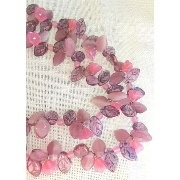 Purple flowers and leaves beaded necklace purple pink - Picture 3 of 9